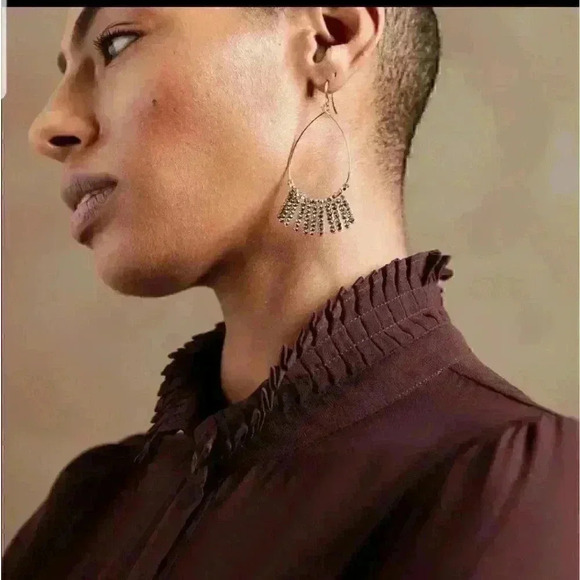 Banana Republic Chiffon Pleated Blouse - Picture 6 of 12